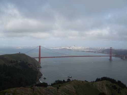 Golden Gate Bridge (palo-alto_100_8375.jpg) wird geladen. Eindrucksvolle Fotos von der Westküste Amerikas erwarten Sie.